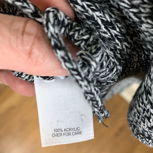 Relativity Black/White Fringe Batwing Boho Sweater Sz Small - Picture 7 of 8